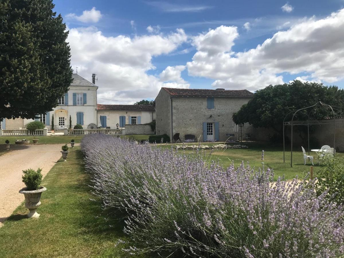 Le Four A Pain Hotel Saint-Jean-d'Angely Luaran gambar