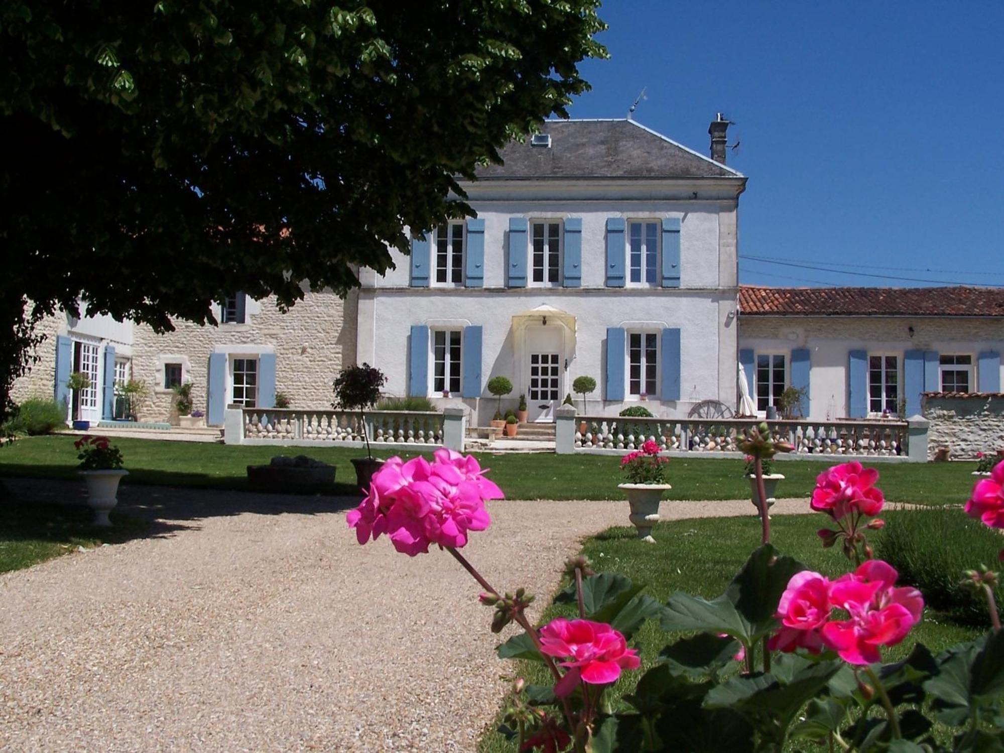 Le Four A Pain Hotel Saint-Jean-d'Angely Luaran gambar