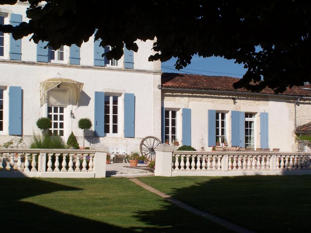 Le Four A Pain Hotel Saint-Jean-d'Angely Luaran gambar